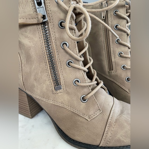 Madden Girl Combat bootie size 9.5 - Picture 4 of 4